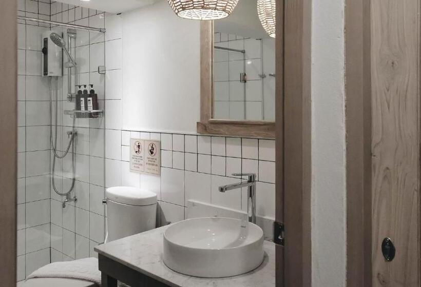 Полулюкс Одноместный с Террасой, Amaka Bed And Breakfast