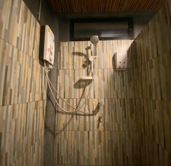 Pokój Deluxe, At Home Hostel, Pak Chong