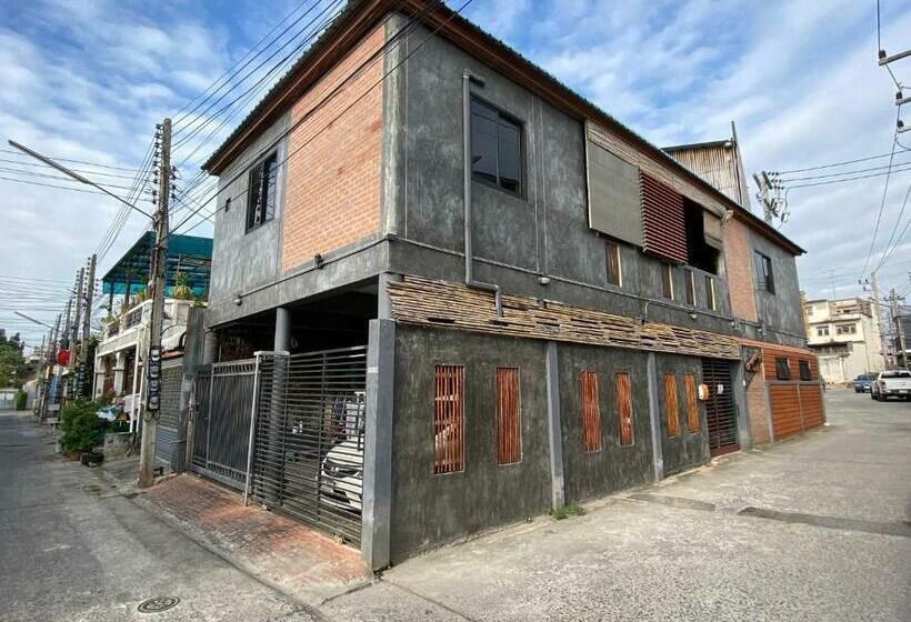 Pokój Standard Wspólna Łazienka, At Home Hostel, Pak Chong