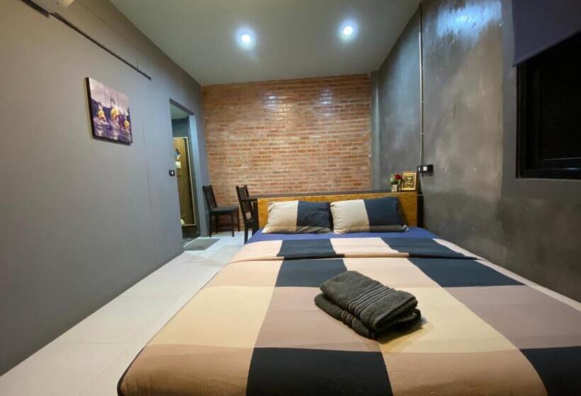 Pokój Deluxe, At Home Hostel, Pak Chong