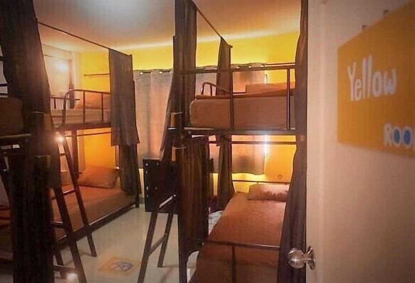 Кровать в Общей Комнате, Cm City Hostel
