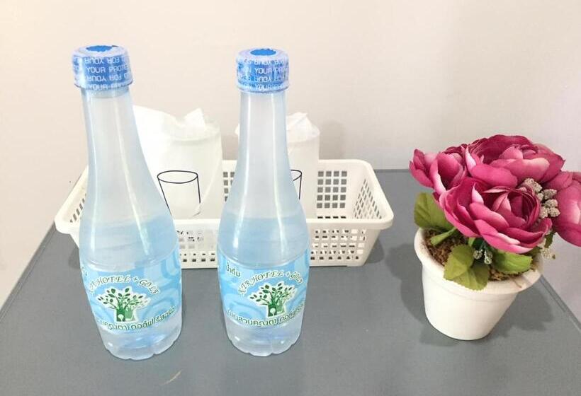 Camera Standard, Baan Suan Khun Ta And Golf Resort