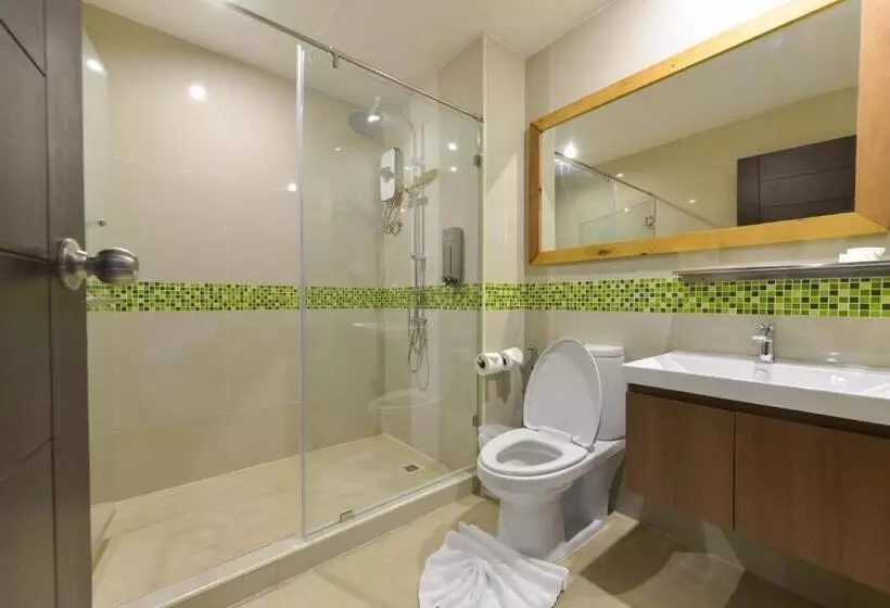 اتاق لوکس سه تخته, Blu Monkey Brown House Udonthani