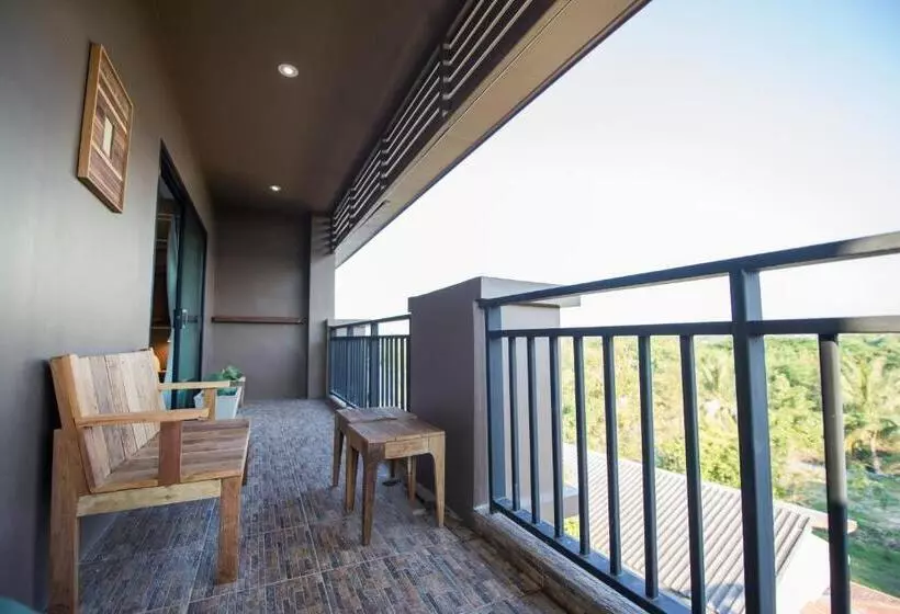اتاق استاندارد با چشم‌انداز دریاچه, Blu Monkey Brown House Udonthani