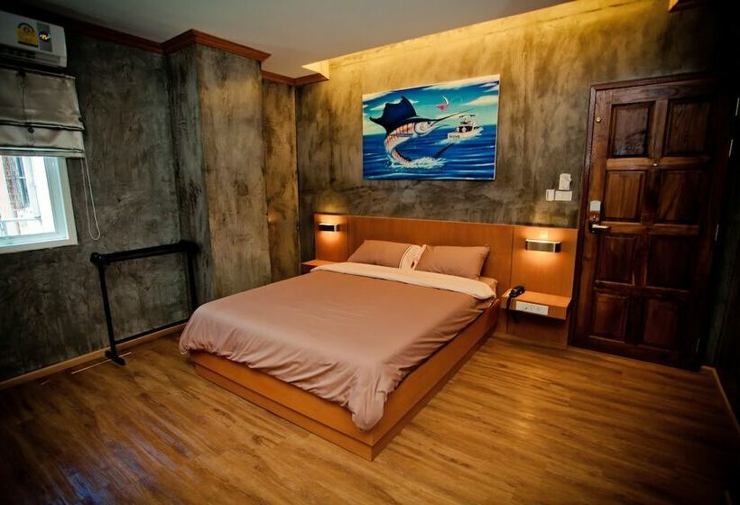 اتاق لوکس, Chaphone Guest House