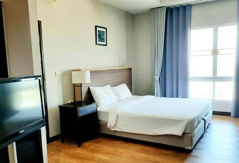 キングサイズベッドのスタンダードルーム, J Park Hotel   Sha Extra Plus