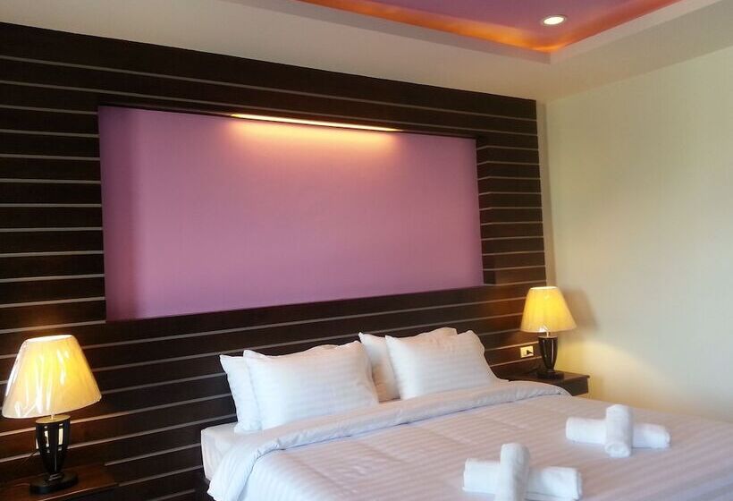 Quarto Deluxe, Purimas Resortel