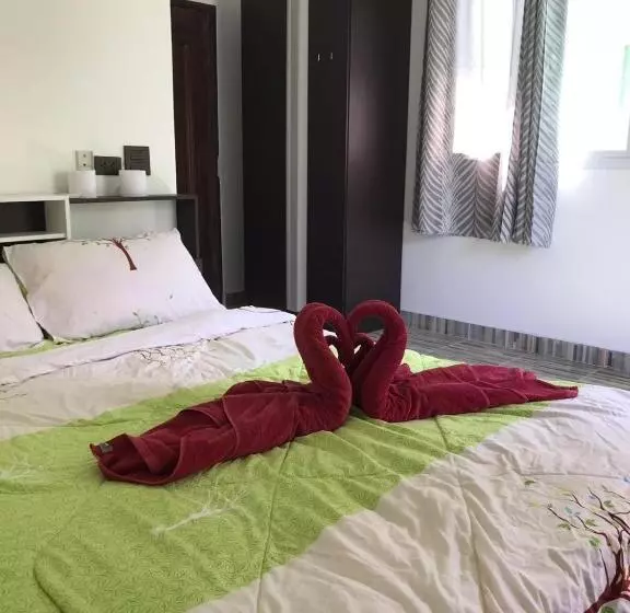 اتاق استاندارد سه نفره, Yuyu Golden Beach