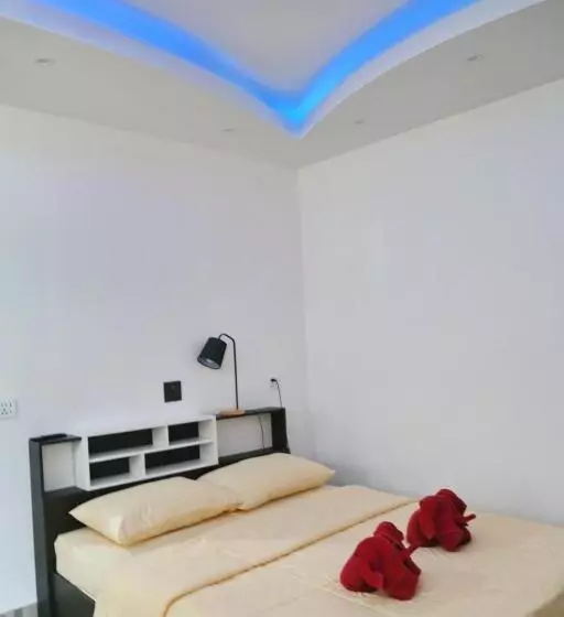 اتاق استاندارد سه نفره, Yuyu Golden Beach