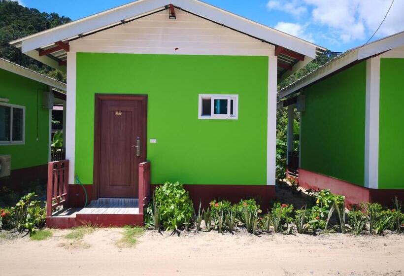 Standard Szoba Erkéllyel, Yuyu Golden Beach