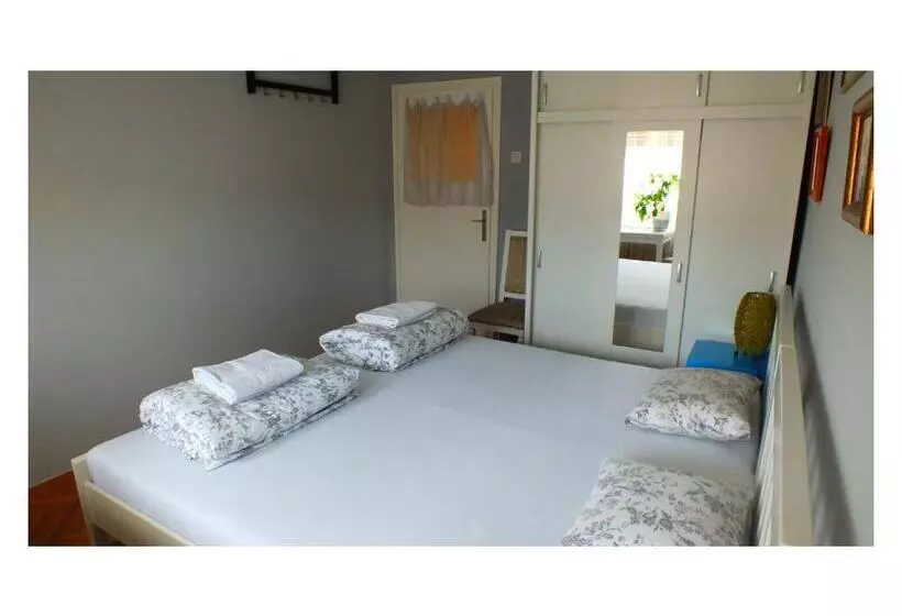 اتاق استاندارد با سرویس بهداشتی مشترک, B&b Girasole