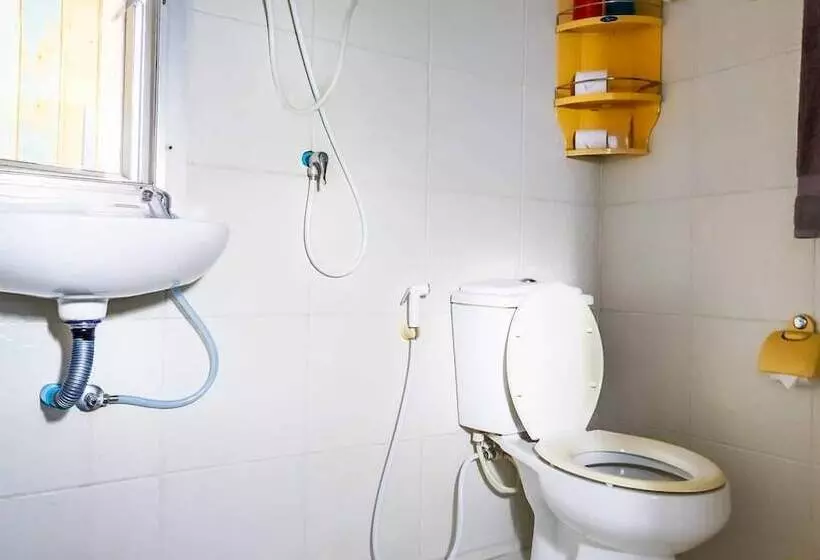 اتاق استاندارد, Sabina Guesthouse Kamala