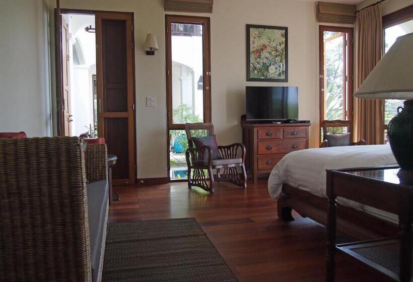 اتاق استاندارد با چشم‌انداز کوهستان, Villa Albizia, Chiang Mai