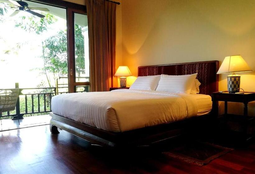 اتاق استاندارد با چشم‌انداز کوهستان, Villa Albizia, Chiang Mai
