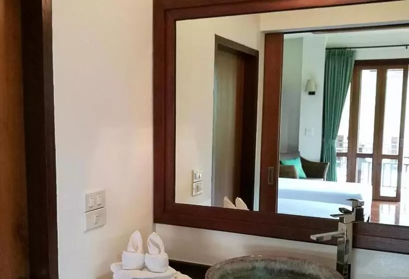 ガーデンビュースタンダードルーム, Villa Albizia, Chiang Mai