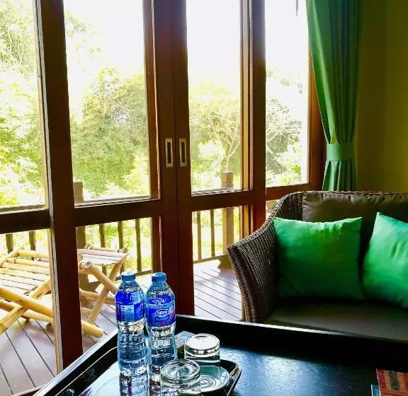 ガーデンビュースタンダードルーム, Villa Albizia, Chiang Mai