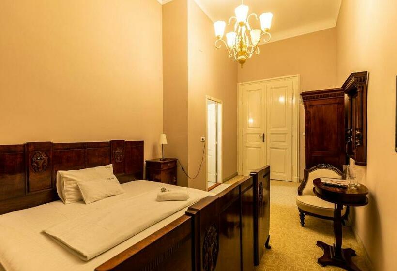 اتاق لوکس, Bed & Breakfast Twenty