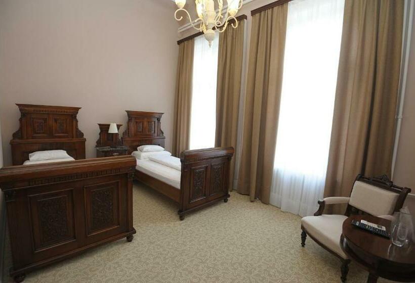 اتاق لوکس, Bed & Breakfast Twenty