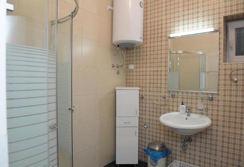 سوییت, Bed & Breakfast Twenty