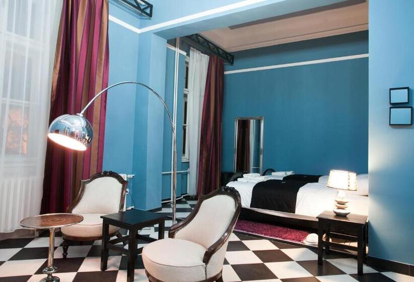 اتاق استاندارد, Bed & Breakfast Twenty