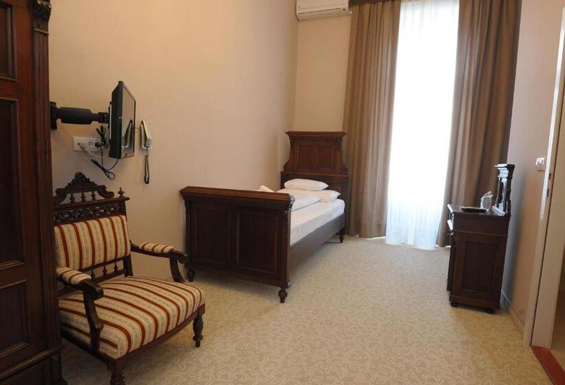 اتاق لوکس یک تخته, Bed & Breakfast Twenty