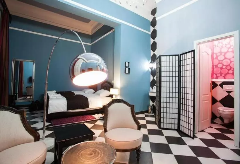 اتاق استاندارد, Bed & Breakfast Twenty