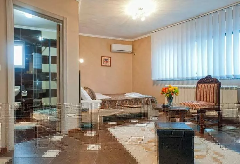 اتاق سوپریور, Garni Hotel Lama