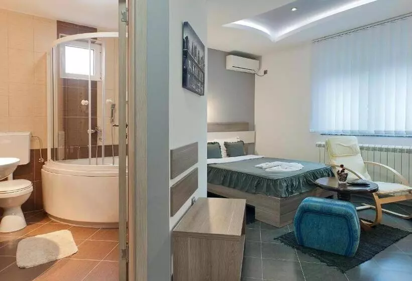 اتاق راحتی یک تخته, Garni Hotel Lama