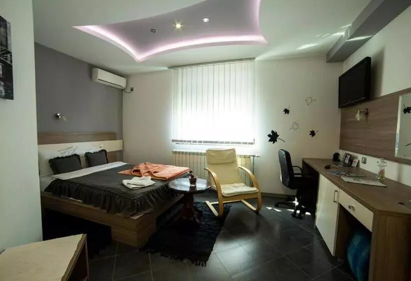 اتاق استاندارد, Garni Hotel Lama