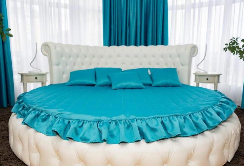 اتاق لوکس خانوادگی, Garni Hotel Lotos