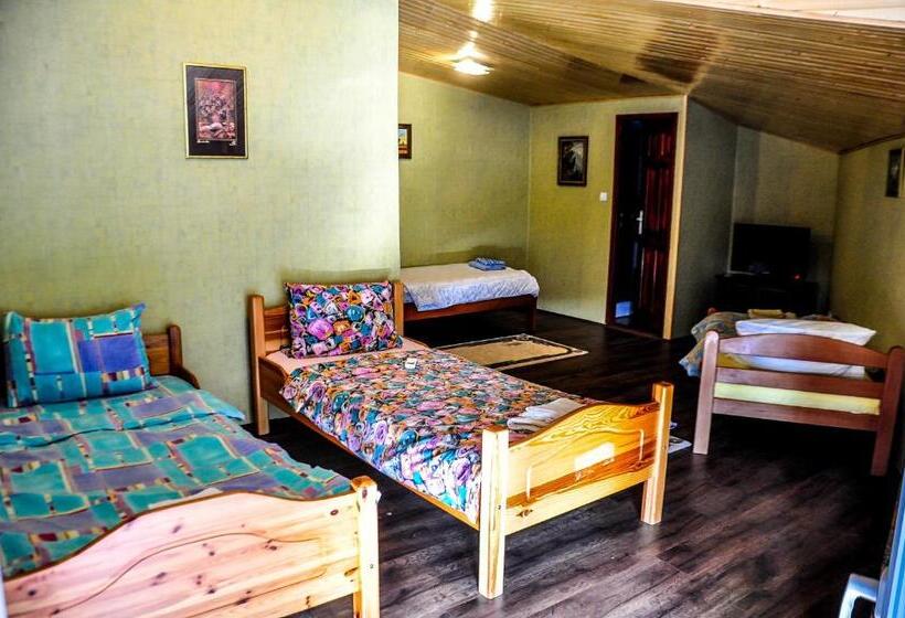 Economy Quadruple Room, Hostel Otard