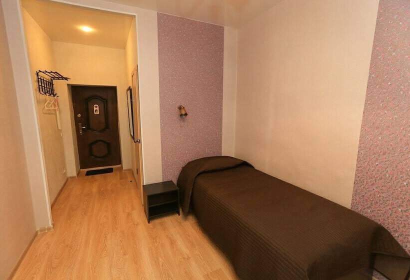 اتاق استاندارد یک نفره, Abazhur