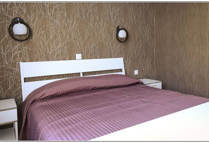 جناح جونيور, Abazhur