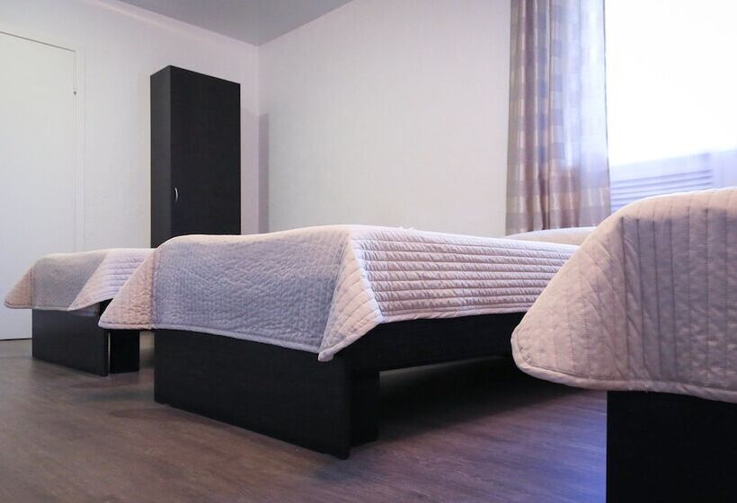 غرفة قياسية ثلاثية, Abazhur