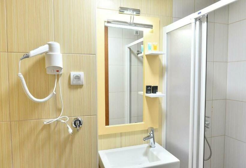 اتاق استاندارد یک نفره, Ana Lux Spa