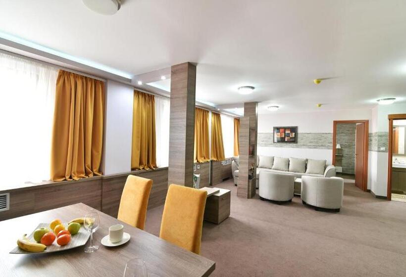 سوییت لوکس, Ana Lux Spa