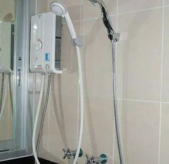 اتاق لوکس, Butnamtong