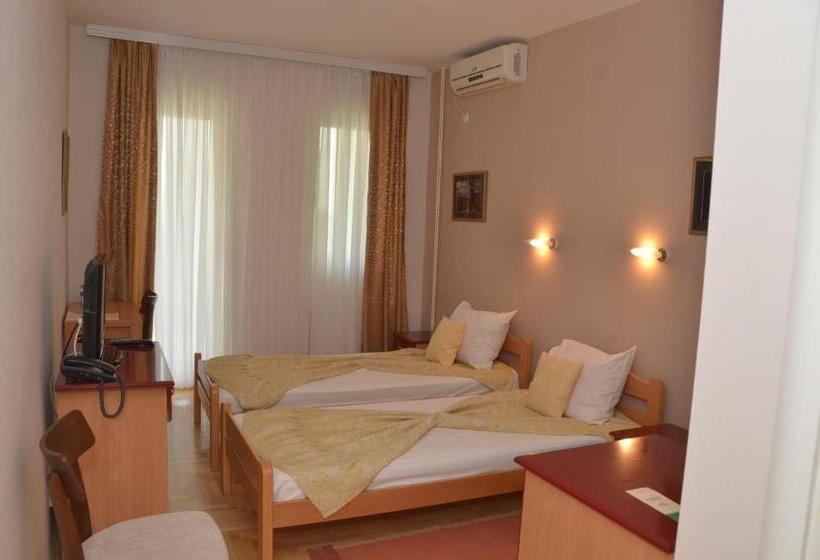 اتاق استاندارد, Dragović Smederevo