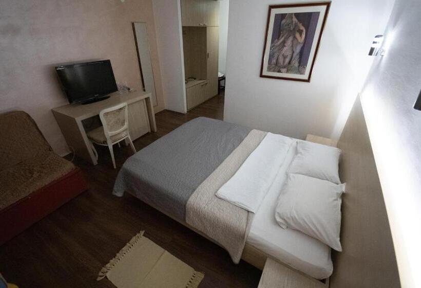 اتاق استاندارد, Dunav Požarevac