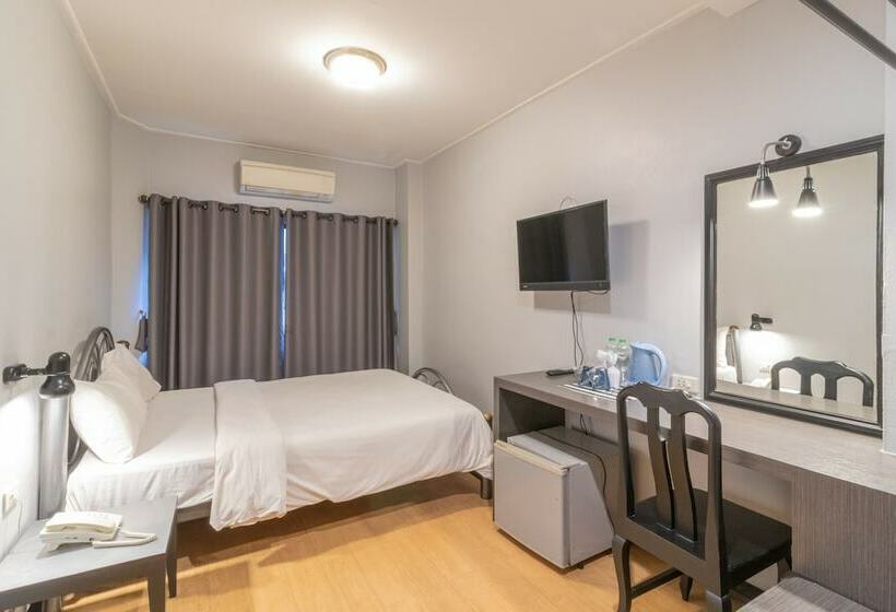 Quarto Superior, Intown Residence