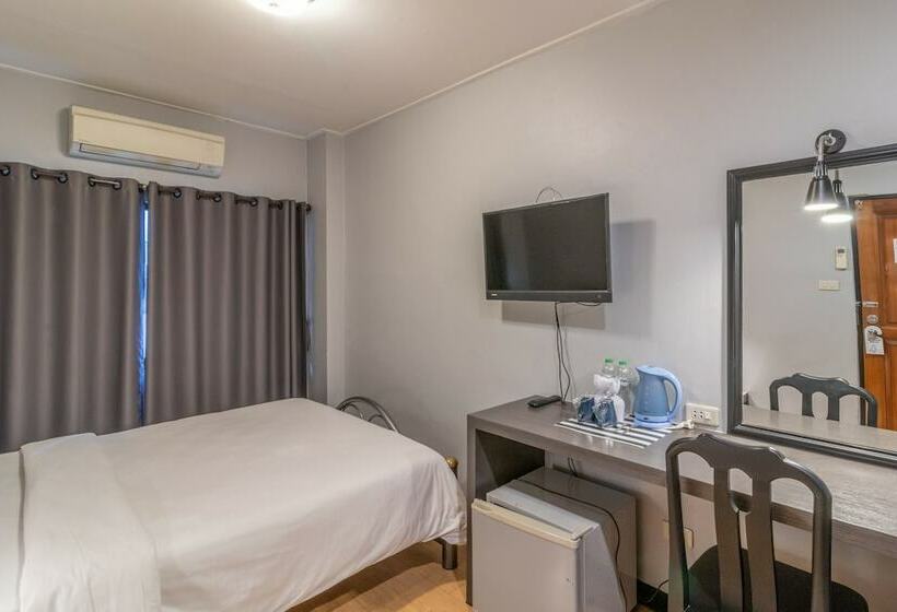 Quarto Superior, Intown Residence