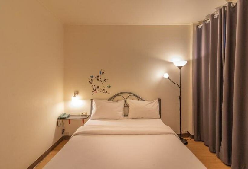 Quarto Superior, Intown Residence