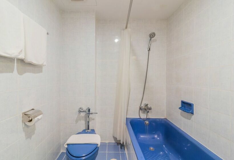 Quarto Superior, Intown Residence