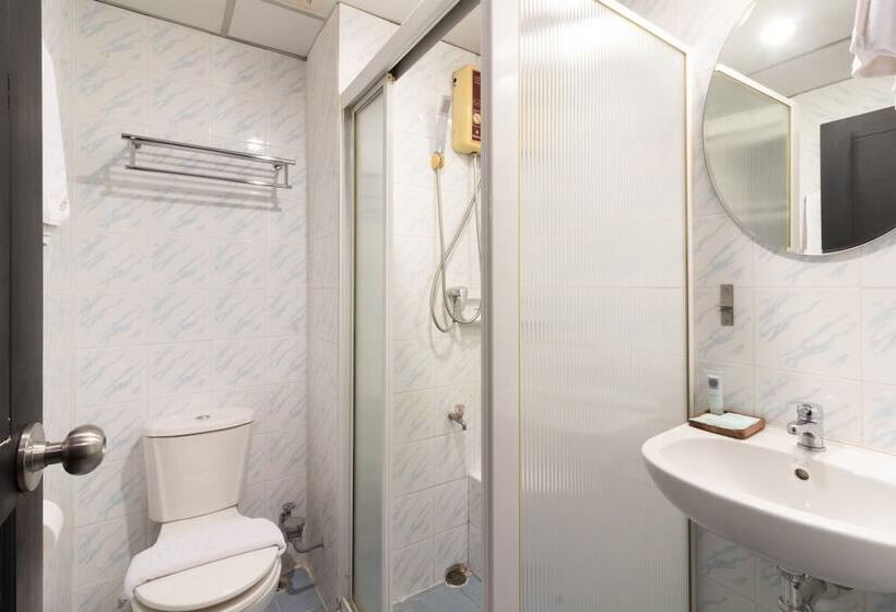 Quarto Superior, Intown Residence