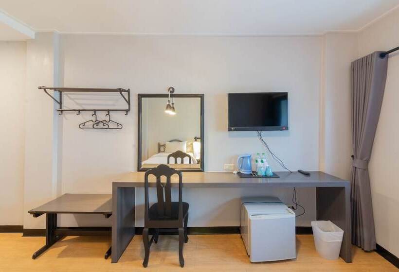 Quarto Superior, Intown Residence