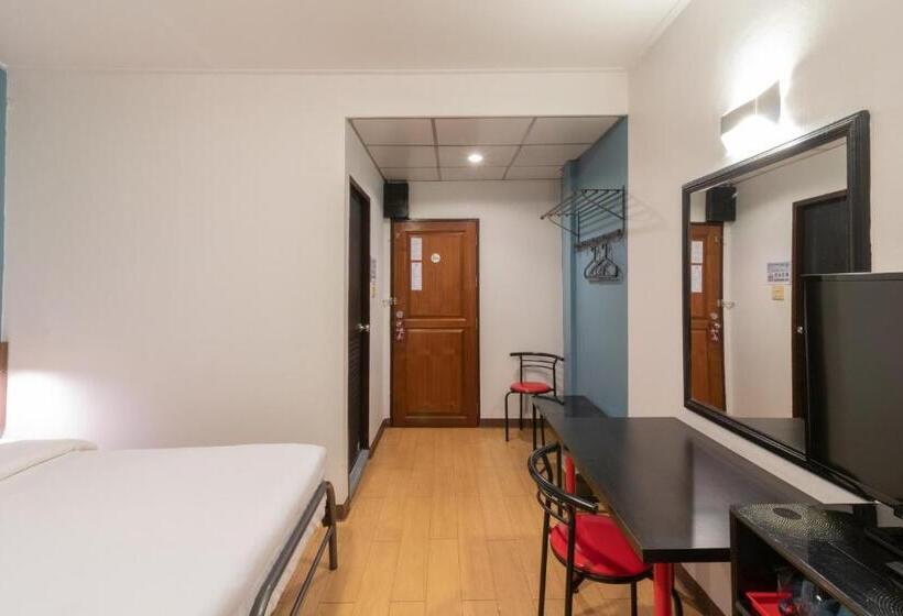 Quarto Superior, Intown Residence