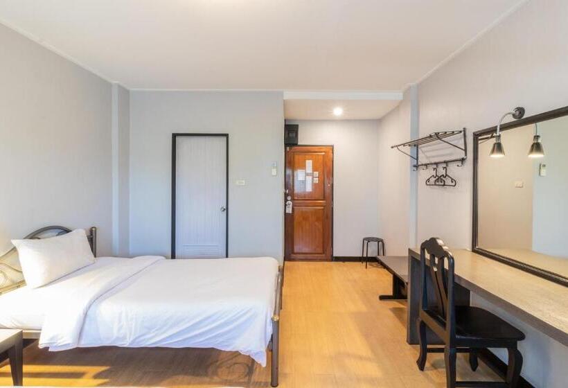 Quarto Superior, Intown Residence