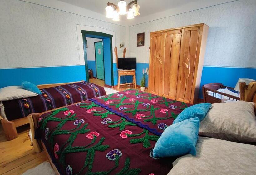 سوئیت با وان آب گرم, Jelen Salaš