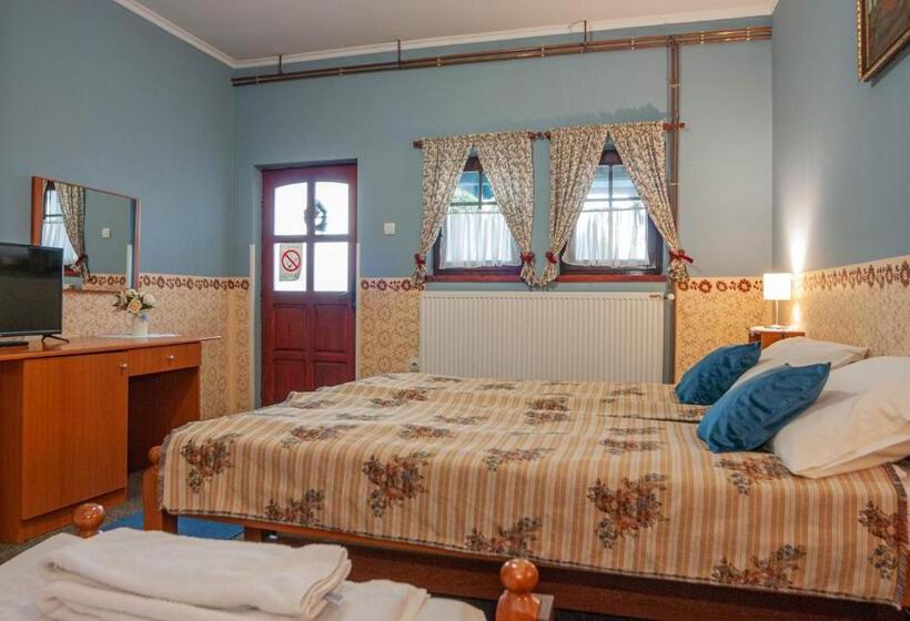 اتاق خانوادگی, Jelen Salaš