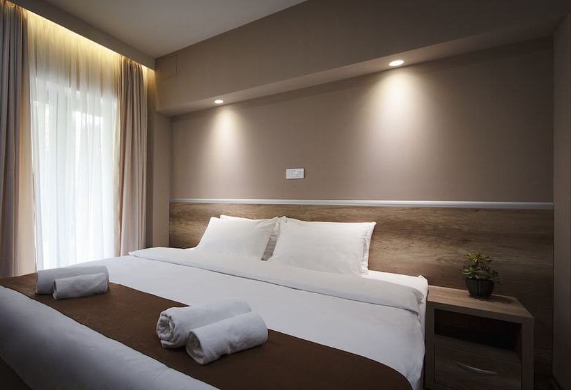 اتاق لوکس, Junior